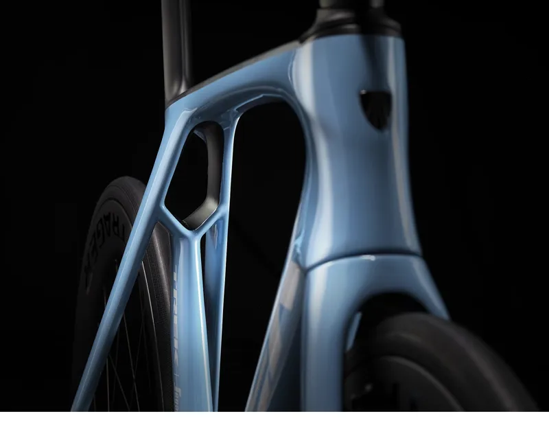 Trek Madone SLR 7 Etap Road Race Bike in Azure-6